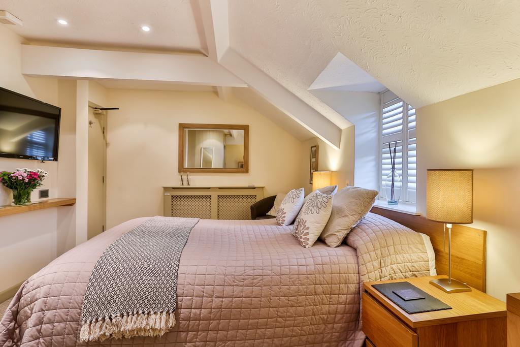 The Coach House Brecon Hotel Ngoại thất bức ảnh