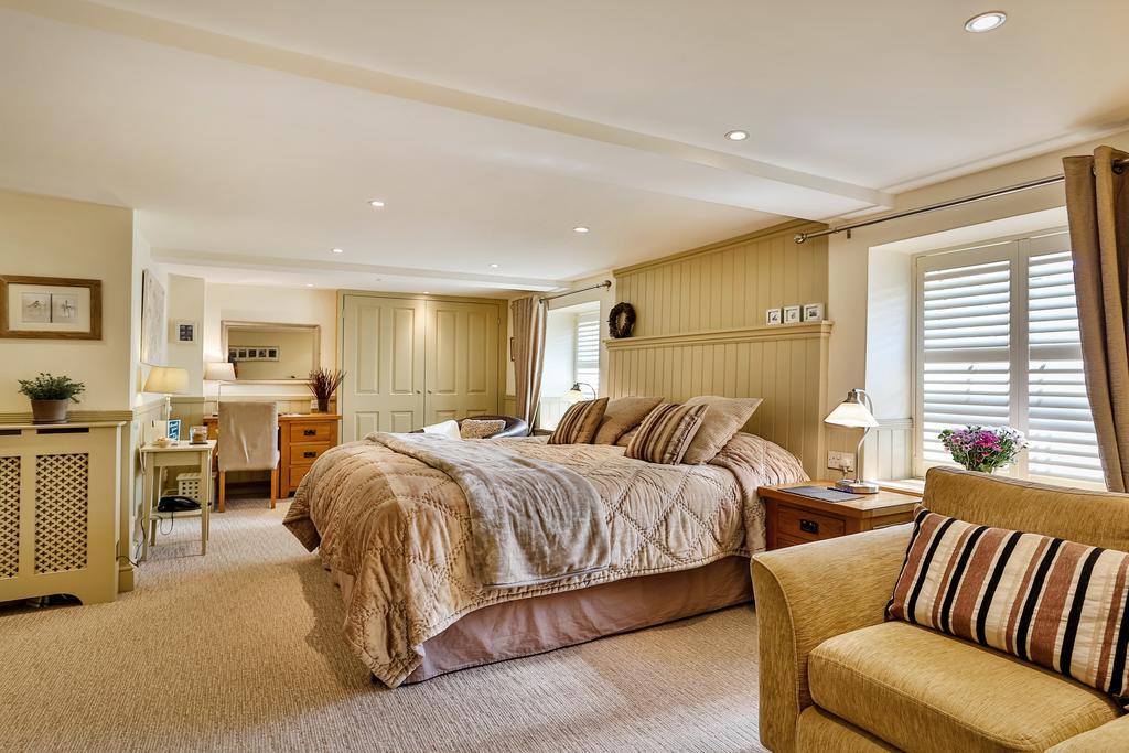 The Coach House Brecon Hotel Ngoại thất bức ảnh