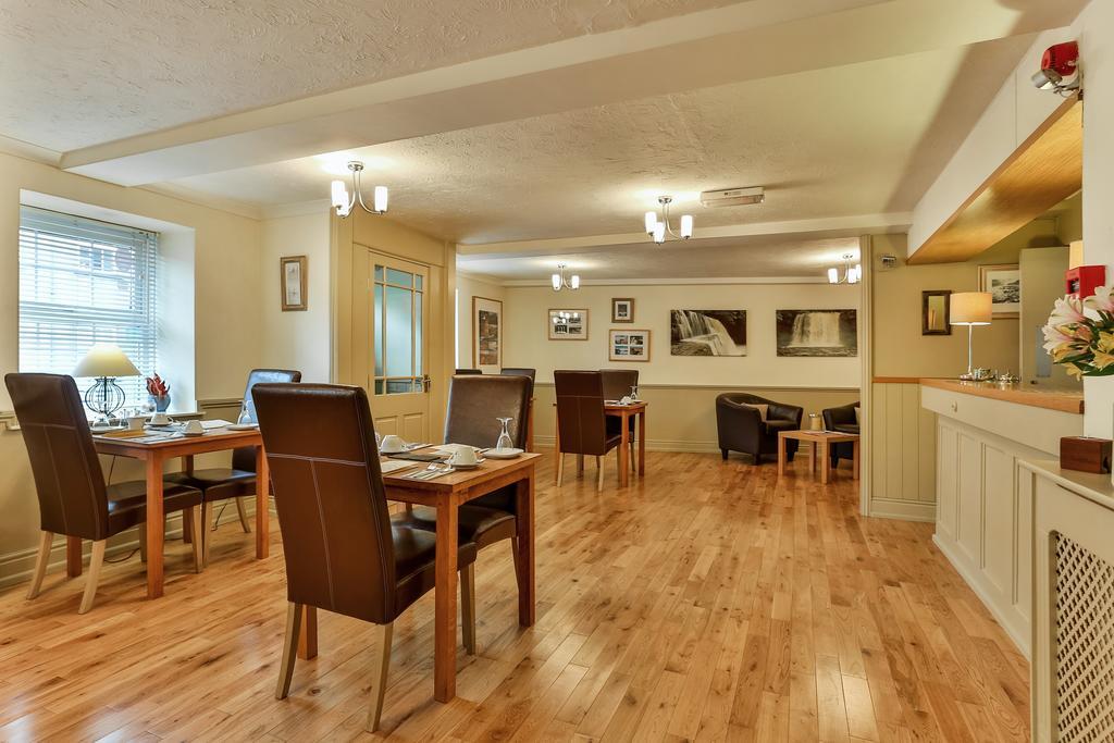 The Coach House Brecon Hotel Ngoại thất bức ảnh