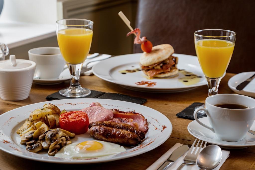 The Coach House Brecon Hotel Ngoại thất bức ảnh