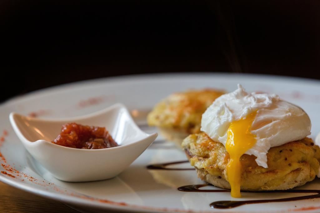 The Coach House Brecon Hotel Ngoại thất bức ảnh